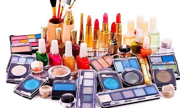 জুয়েলারি ও কসমেটিক আইটেম